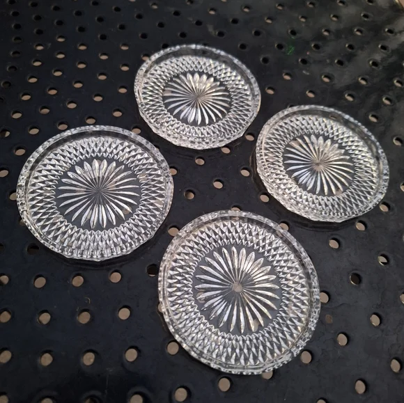 Crystal Glass Coaster Set of 4 Vintage Drink Holder or Trinket Dishes Clear - Picture 16 of 16
